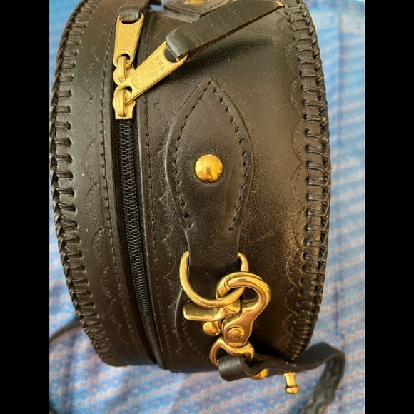 Mary Alice Palmer design handcrafted tooled leather round bag in black - Picture 11 of 14